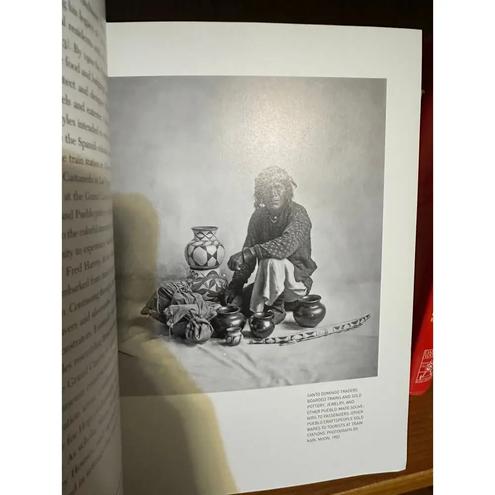 Santa Fe Indian Market: A History of Native‎ Arts and the Marketplace